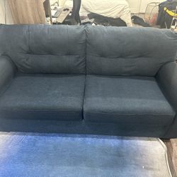 75” Blue Pull-Out Couch – Great for Small Spaces (buyer Will Pick Up From K-Town)