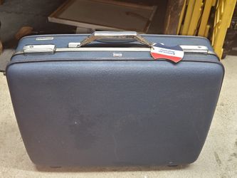 Vintage 1960s Blue Suitcase American Tourister