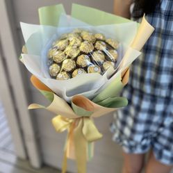 Ferrero Rocher Chocolate Bouquet (24ct)
