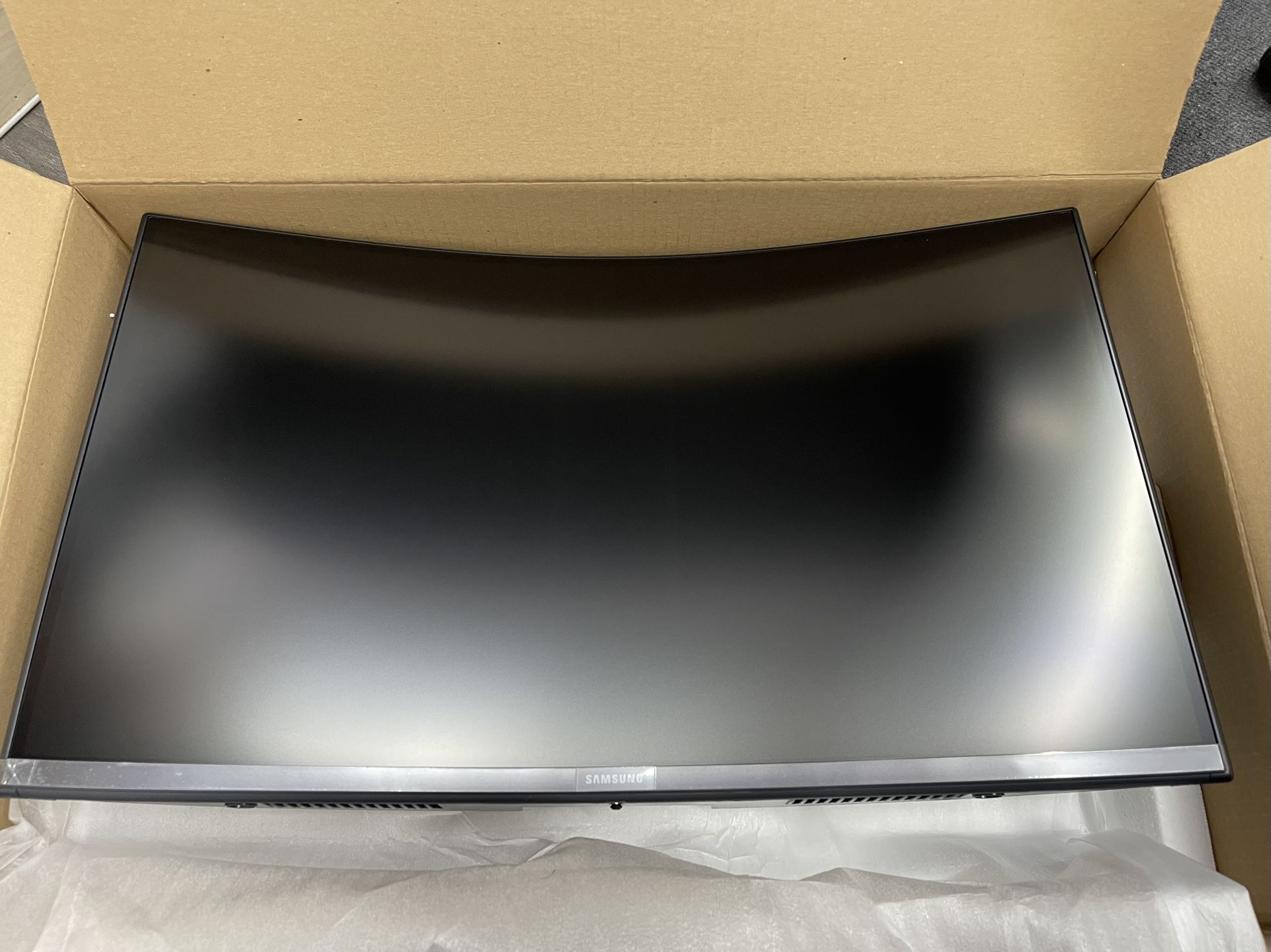 Samsung Curved Monitor C27T55FDN 27” T55