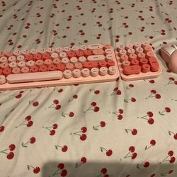 Moffi Pink Wireless Keyboard, Including Mouse, And Number Pad. (requires Batteries)