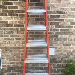Louisville Ladder 6 Ft