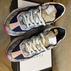 Gucci Sneakers