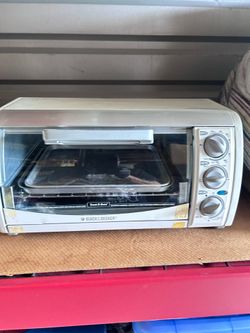 Black & decker toast R oven