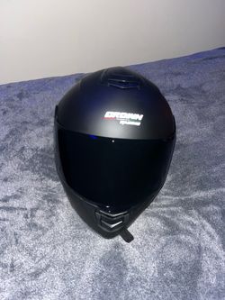 Crown racing helmet