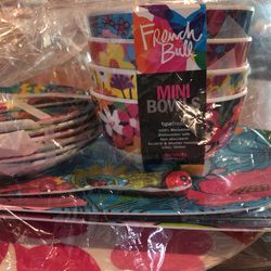 French Bull Melamine Dish Set