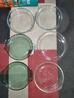 Vintage Pyrex Dishes