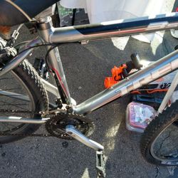 Trek Mt Bike 3500