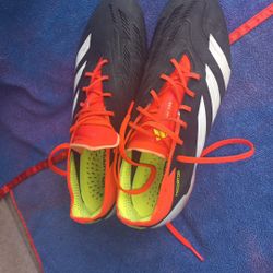 Predator Hybridtouch 2.0 Size 7.5 Men