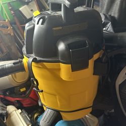 Dewalt Stealthsonic 12 Gal Wet Dry Vac