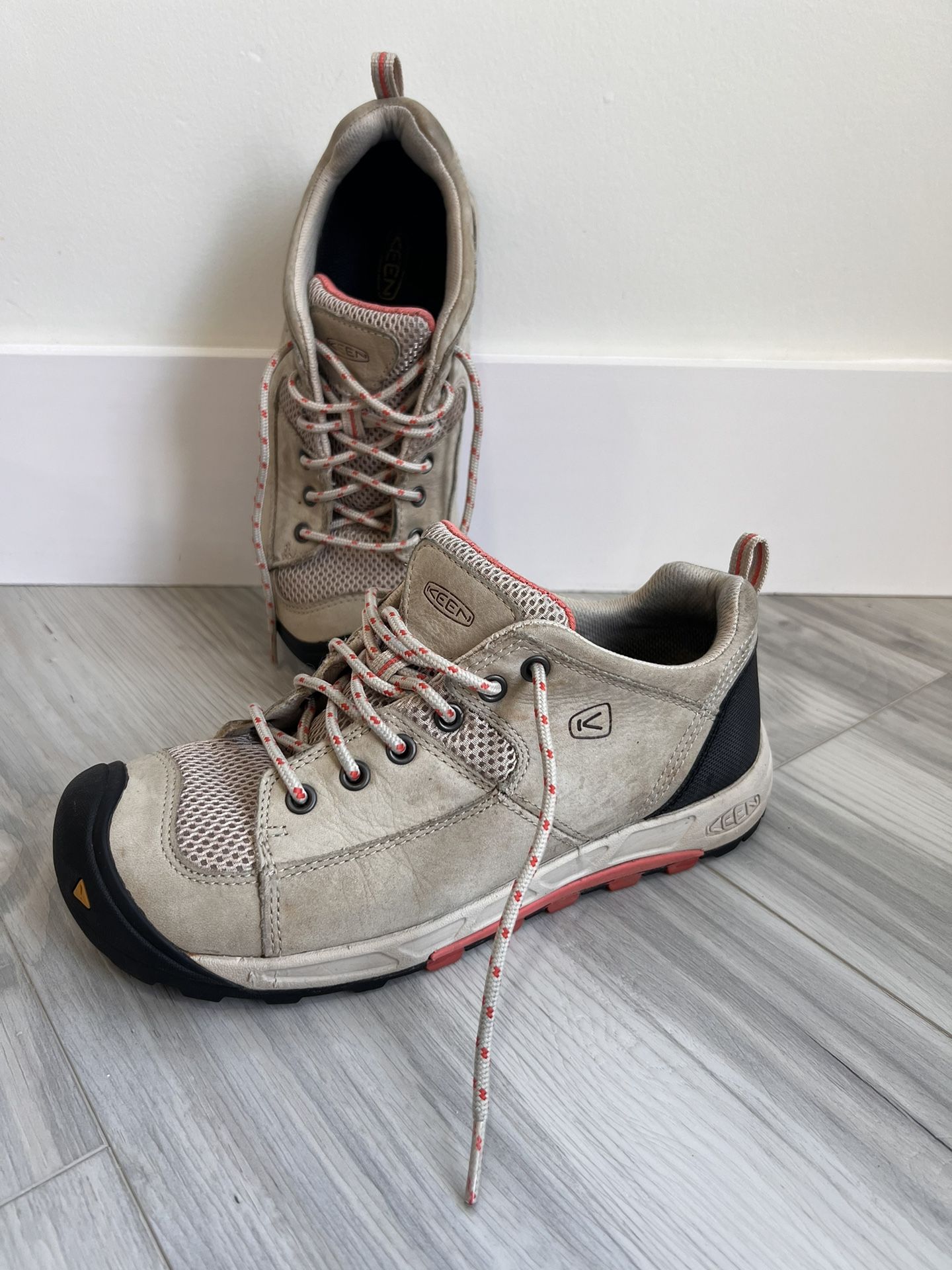 size 9 Keen Womens Wichita 1008376 Beige Hiking Shoes Sneakers