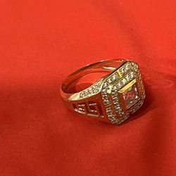 Gold Ring 10 K With Moisture Diamond 