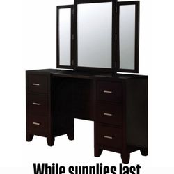 $279 Vanity With Stool