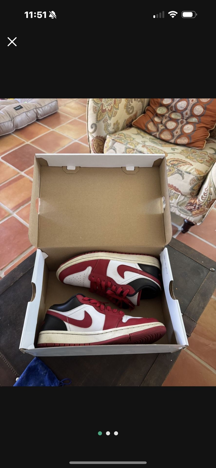 Female Air Jordan’s, Like New. Size 7.5