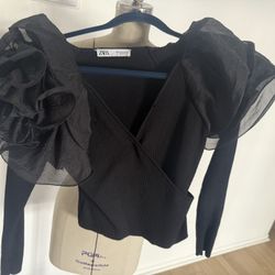 Zara Top Large 