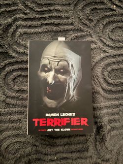 Neca Terrifier