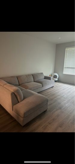 Sectional Couch with Ottoman