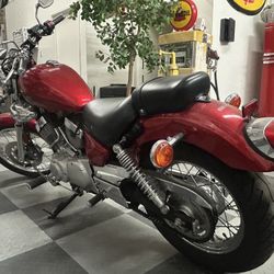 Red Yamaha V Star 250 