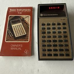 VINTAGE  TEXAS INSTRUMENTS  TI-30 CALCULATOR MADE IN USA TESTED WORKING