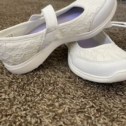 Girl Slip On Sketchers 