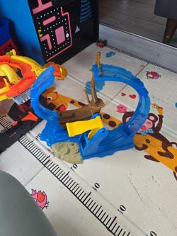 Hotwheels Track