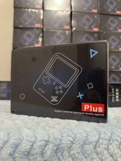 NEW Retro Handheld Game Box Plus with 400 Games