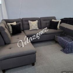 ✅️✅️3 pc black linen like fabric sectional sofa  chaise and storage ottoman✅️✅️