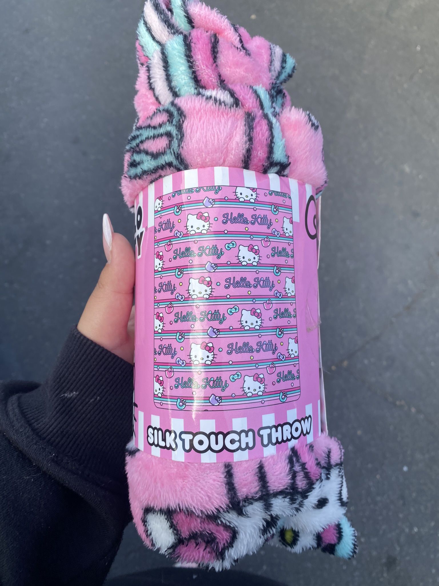 Hello Kitty Blanket