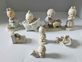 Precious Moments Lot of 8