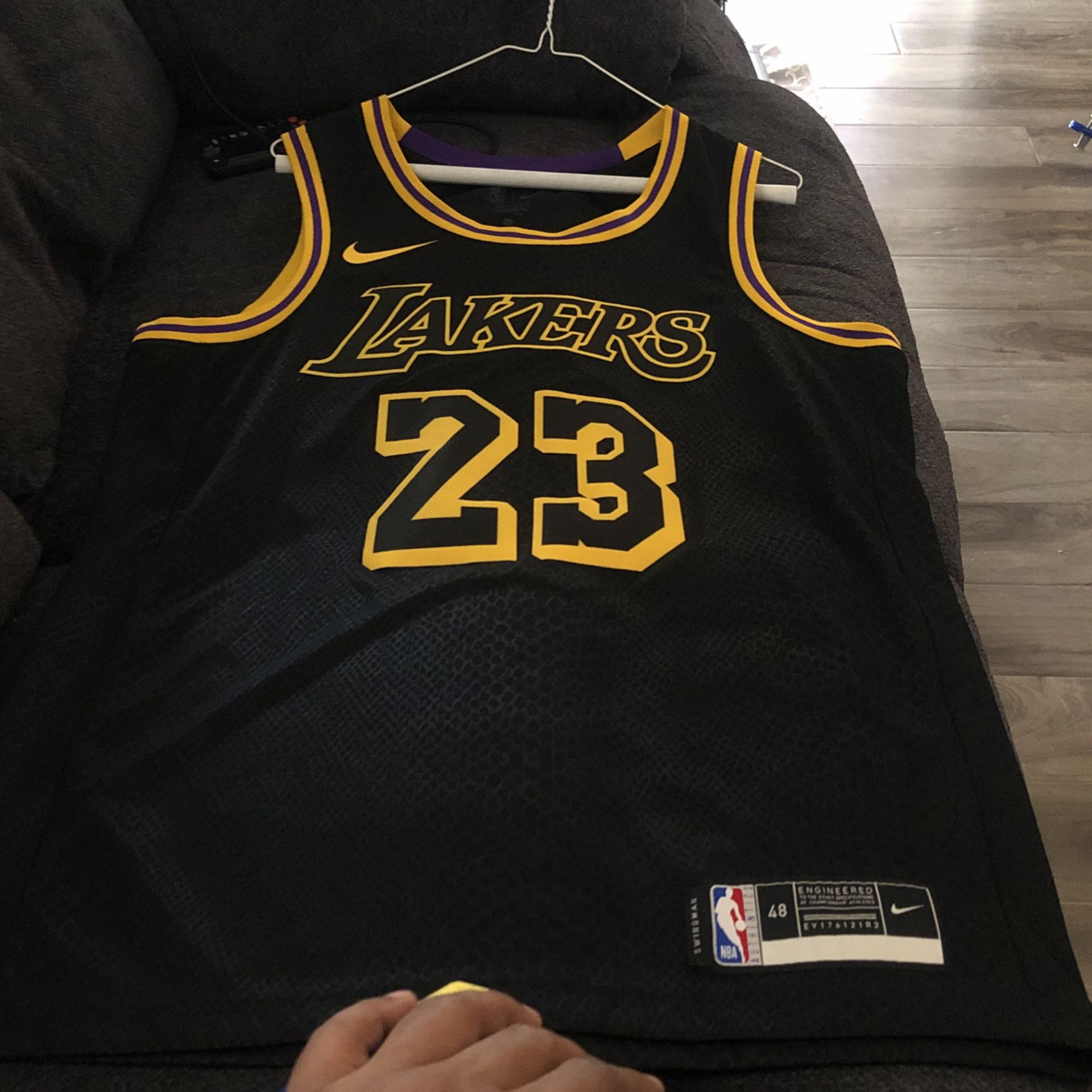 Brand New Lebron James Jersey Black / Gold Home Team for Sale in Las Vegas,  NV - OfferUp