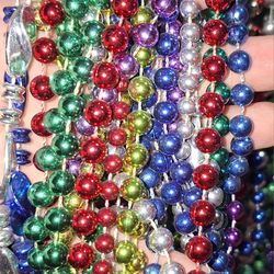 GENUINE 1999 MADI GRAS BEADS!