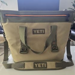 Yeti Hopper Two Cooler 30 Tote Bag Field Tan Blaze Orange