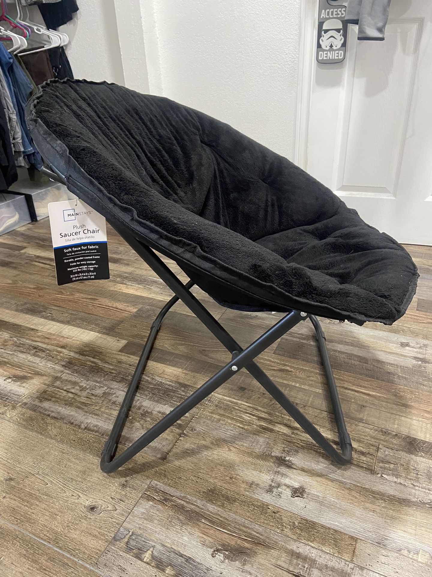 Saucer Chair