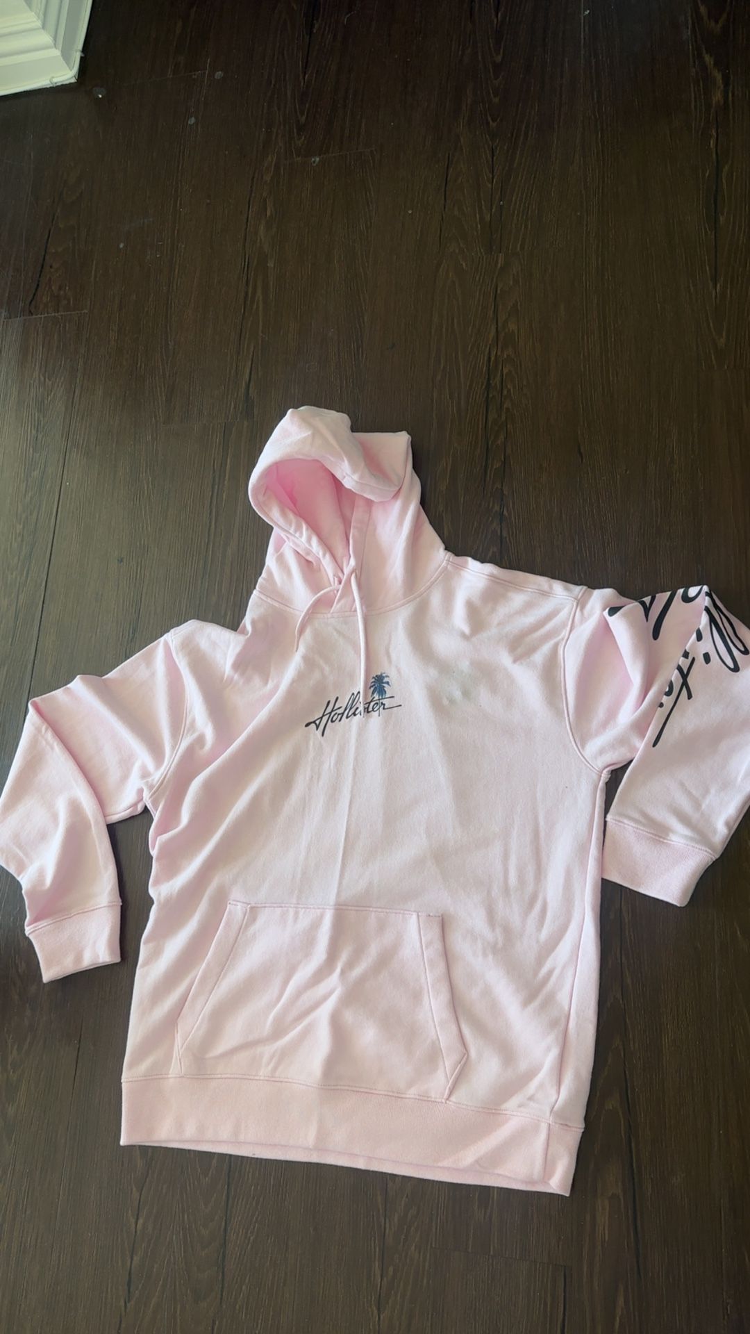 Hollister - Brand New Hoodie - Size L