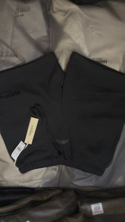 essential shorts