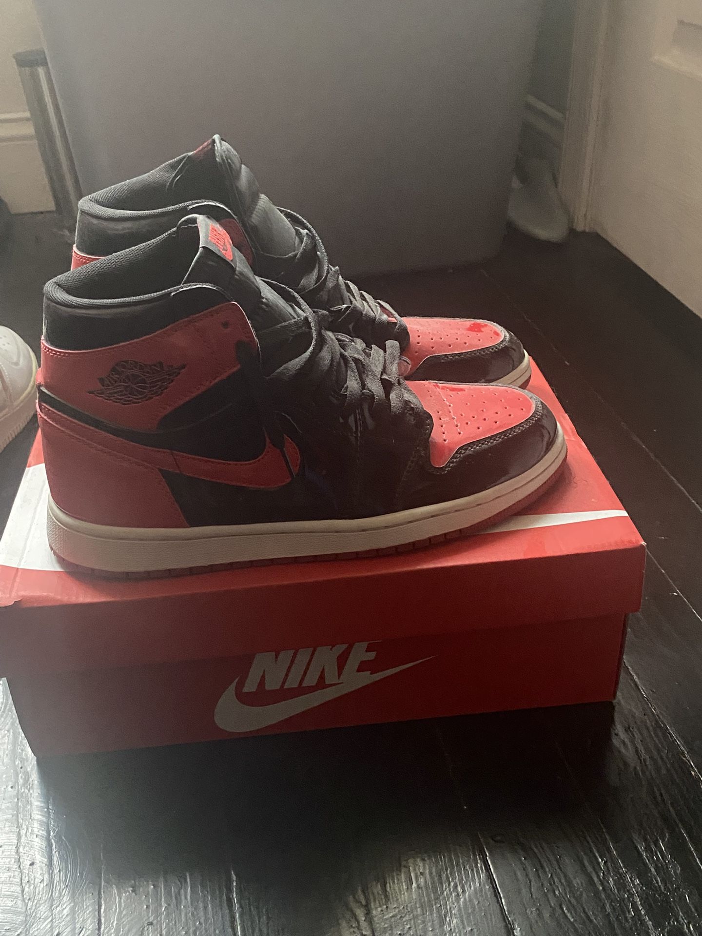 JORDAN 1 RETRO HIGH OG PATENT BRED