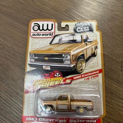 Auto World 1983 Chevrolet Silverado