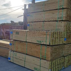 8ft PRESSSURE TREATED PICKETS 5/8