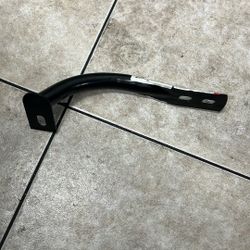 Silverado/Sierra 1500 99-02 Front Bumper Bracket RH,Outer Brace,Extended/Standard Cab Pickup