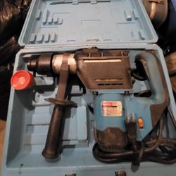 MAKITA MASONARY& CONCRETE ROTARY HAMMER DRILL