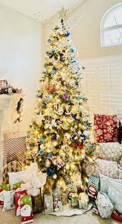 Martha Stewart Pine Tree Pre-Lit  9 Feet