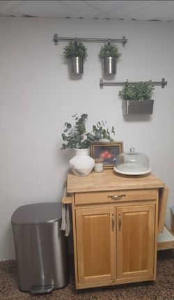 Solid Wood Drop-Leaf Kitchen Cart / Carrito de Cocina de Madera con Alas Plegables