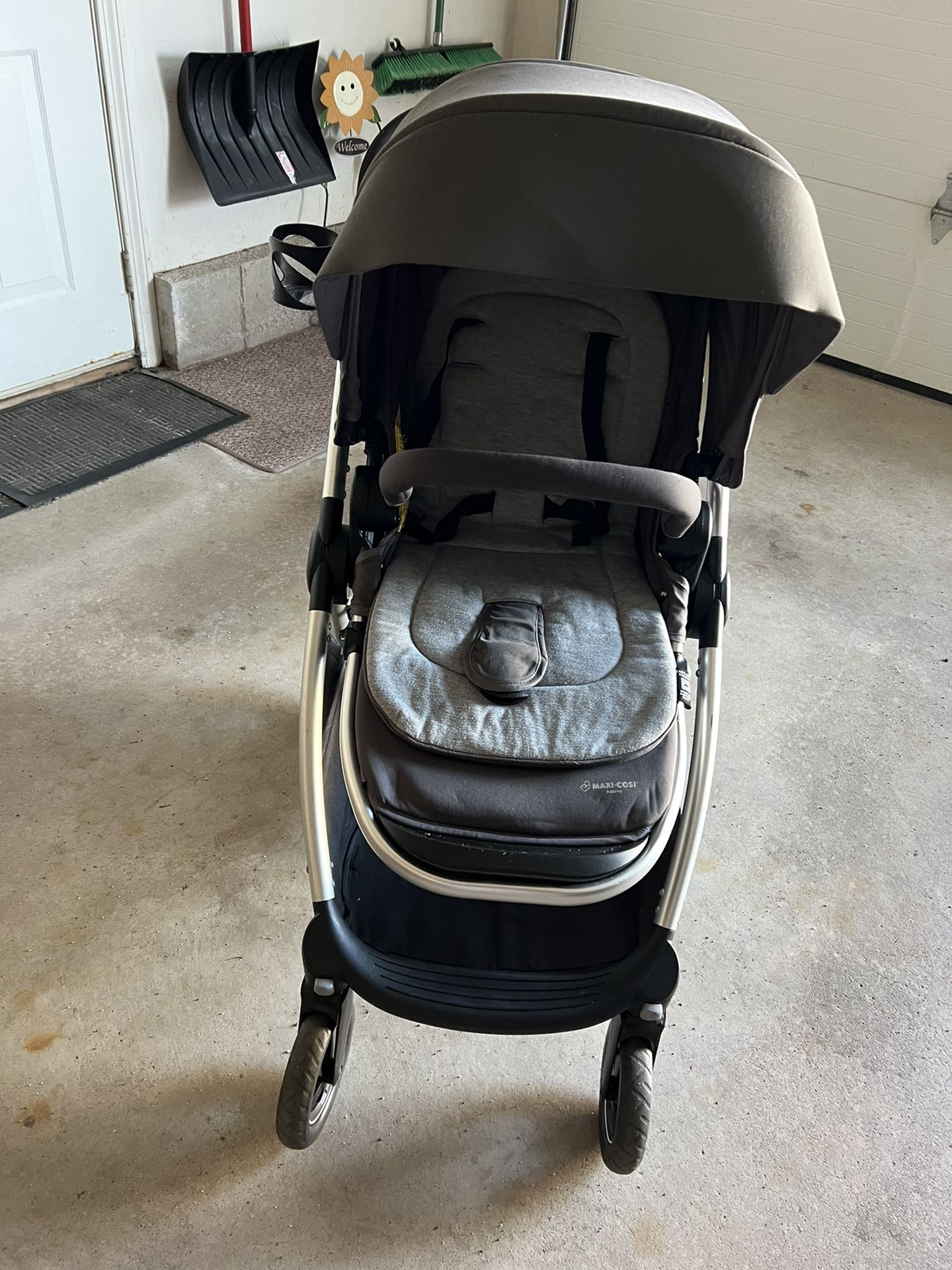 maxi cosi adorra stroller