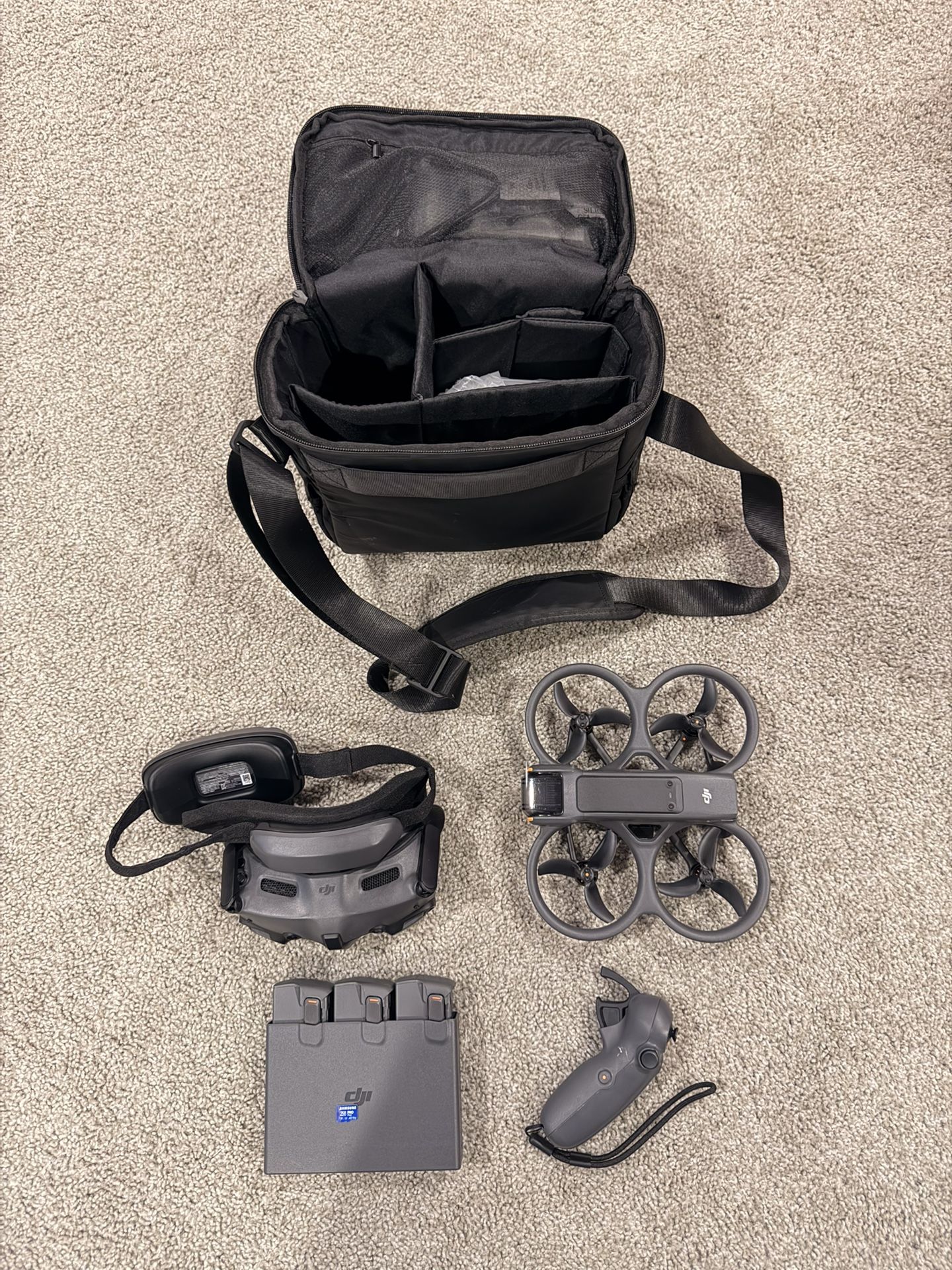 DJI Avata 2 Fly More Combo