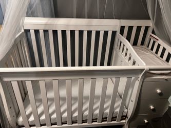 Baby crib