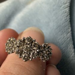 Diamond Flower Cluster Ring Size 8