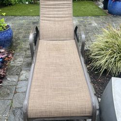 Never Used Outdoor Chaise Lounge Chairs 