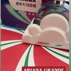 Ariana Grande Perfume 
