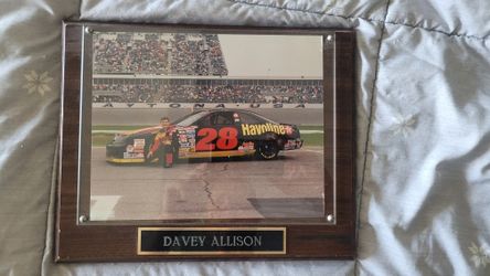 Davy Allison photo.