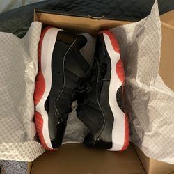 Jordan 11 Low 
